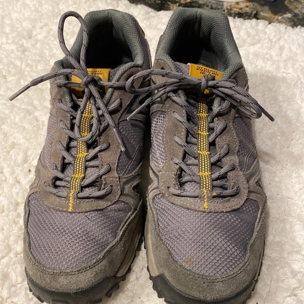 mens New Balance 659 solid gray leather sneakers size 9